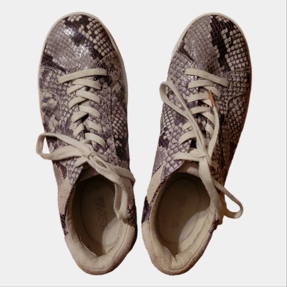 MICHAEL Michael Kors Shoes - Michael Kors Keating Snake Print Lace-Up Platform Sneakers Size 7